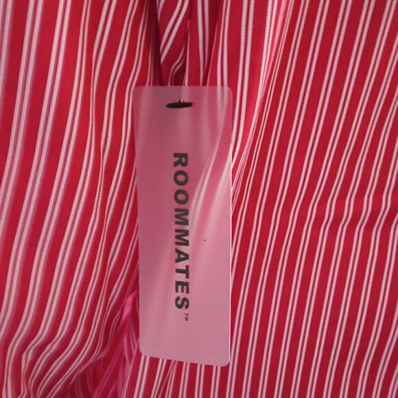NWT Roommates Red Stripe Button Front Top 1X Roll Tab Sleeve Minimalist Office - Picture 9 of 11